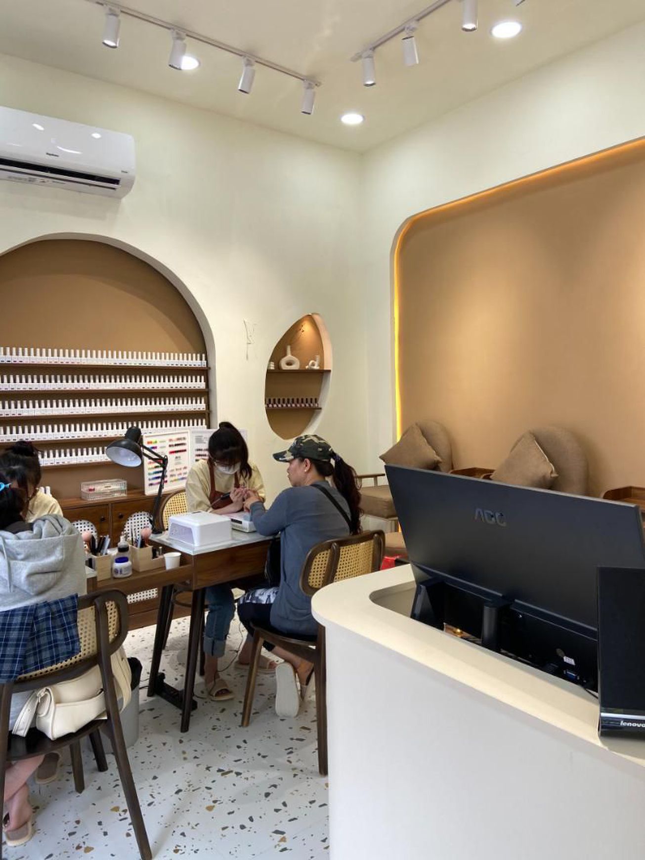 Donut Beauty Room 0 gallaries