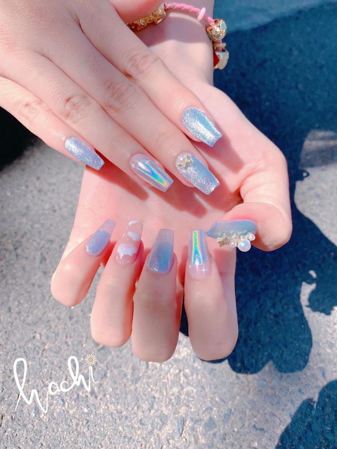 HACHI Beauty 2 gallaries