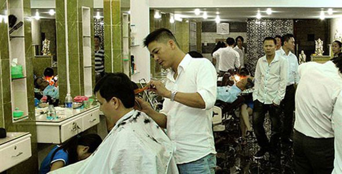 Hớt Tóc Đơ - Võ Thị Sáu 1 gallaries