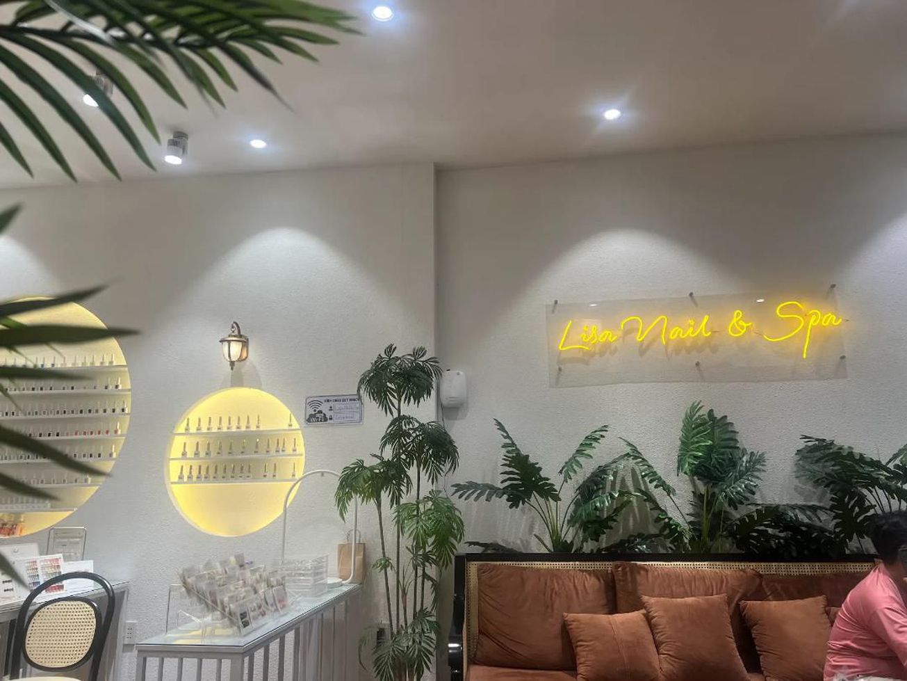 Lisa Nail & Spa - Tiệm Nail Quận 7 3 gallaries