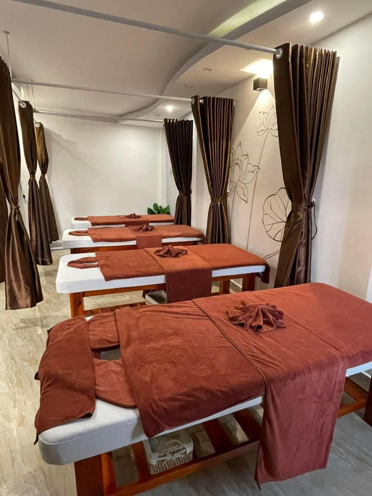 MAYA SPA 2 gallaries