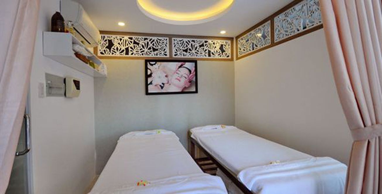 MCR Spa And Beauty 1 gallaries