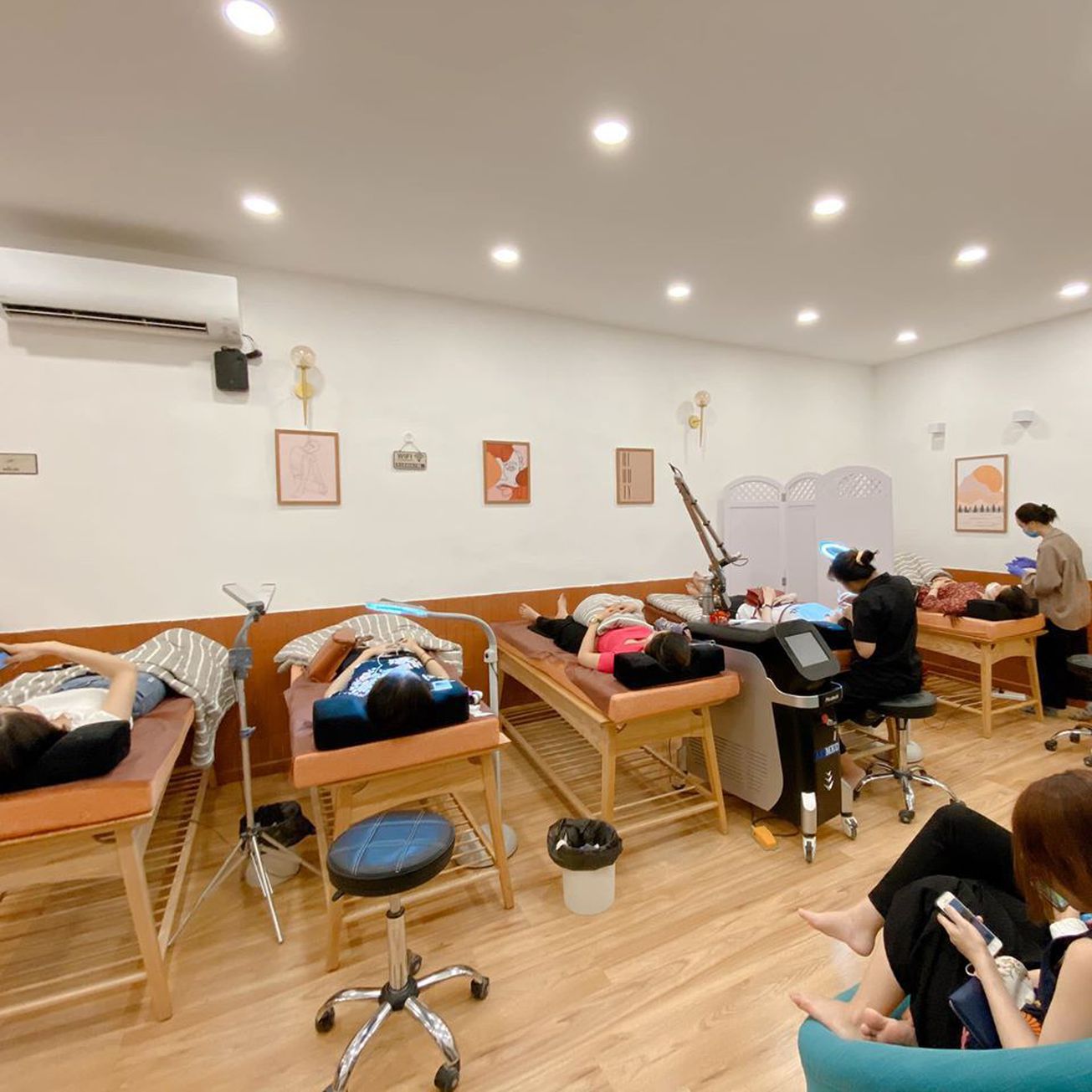 Nzim Beauty Room - Điện Biên Phủ 4 gallaries