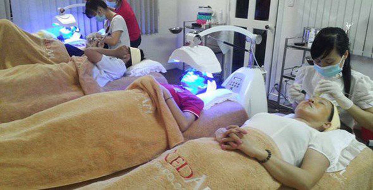 Red Apple - Skin Clinic 0 gallaries