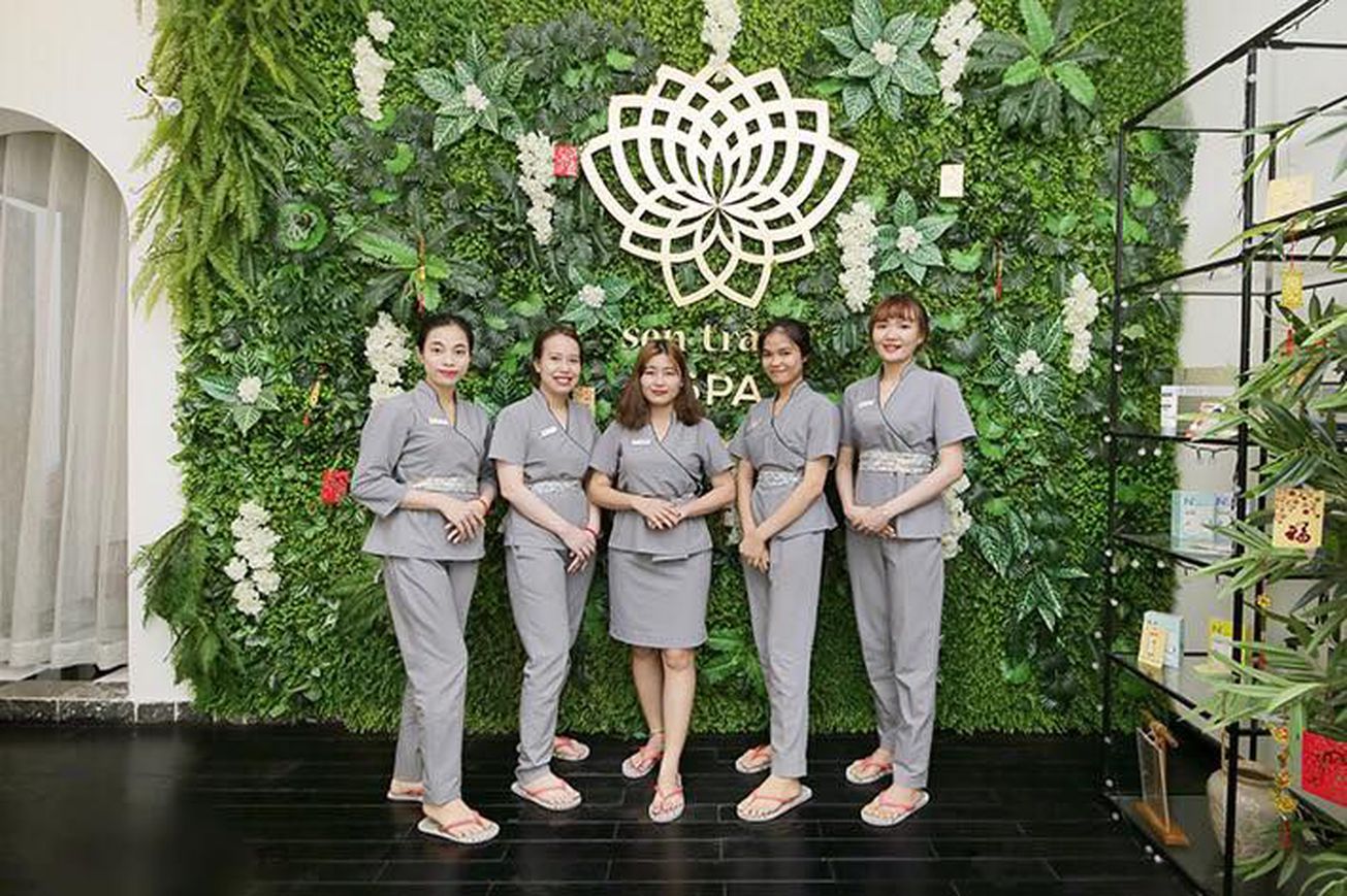 Sen Trắng Spa - Phùng Khắc Khoan 4 gallaries