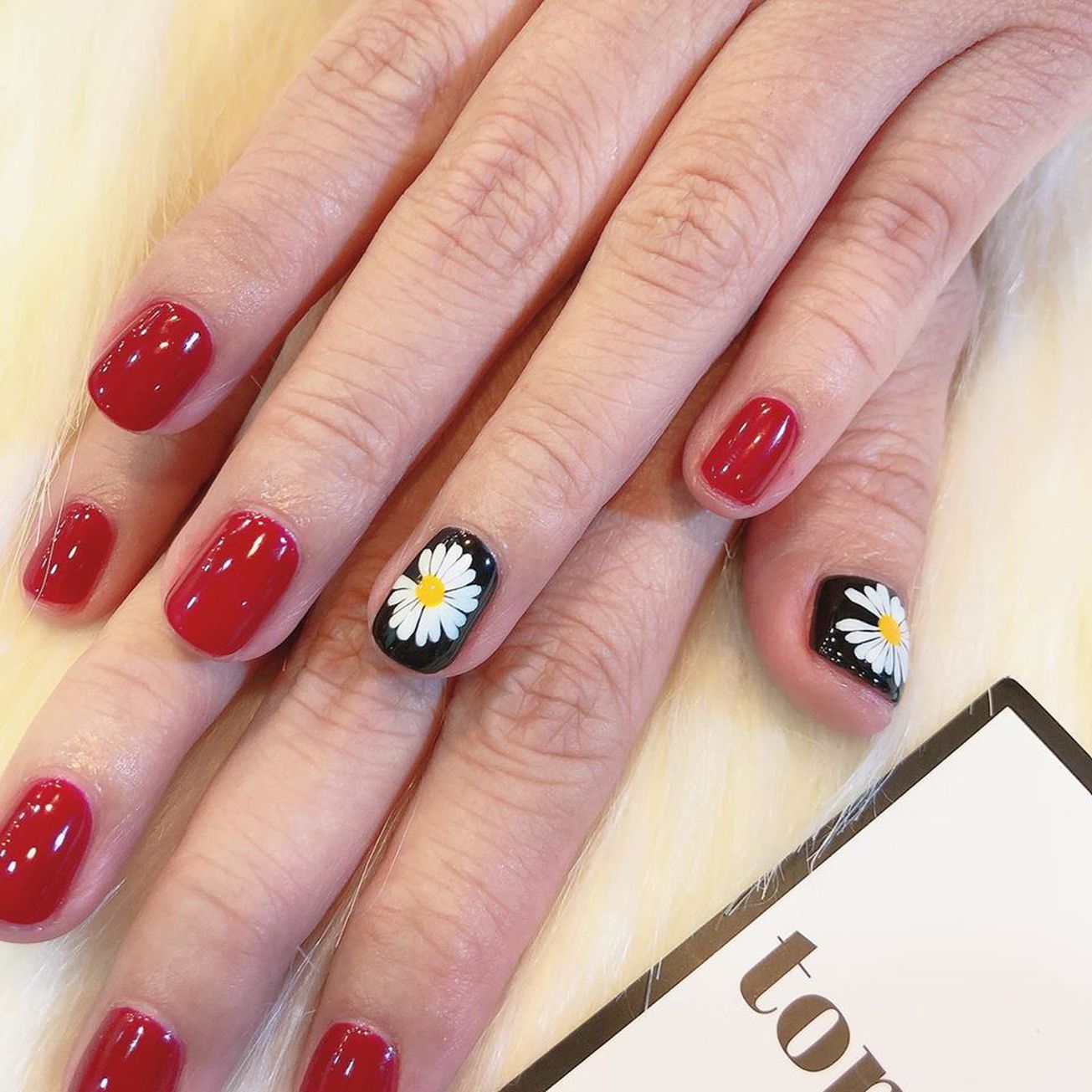 Top Nail - Võ Thị Sáu 3 gallaries