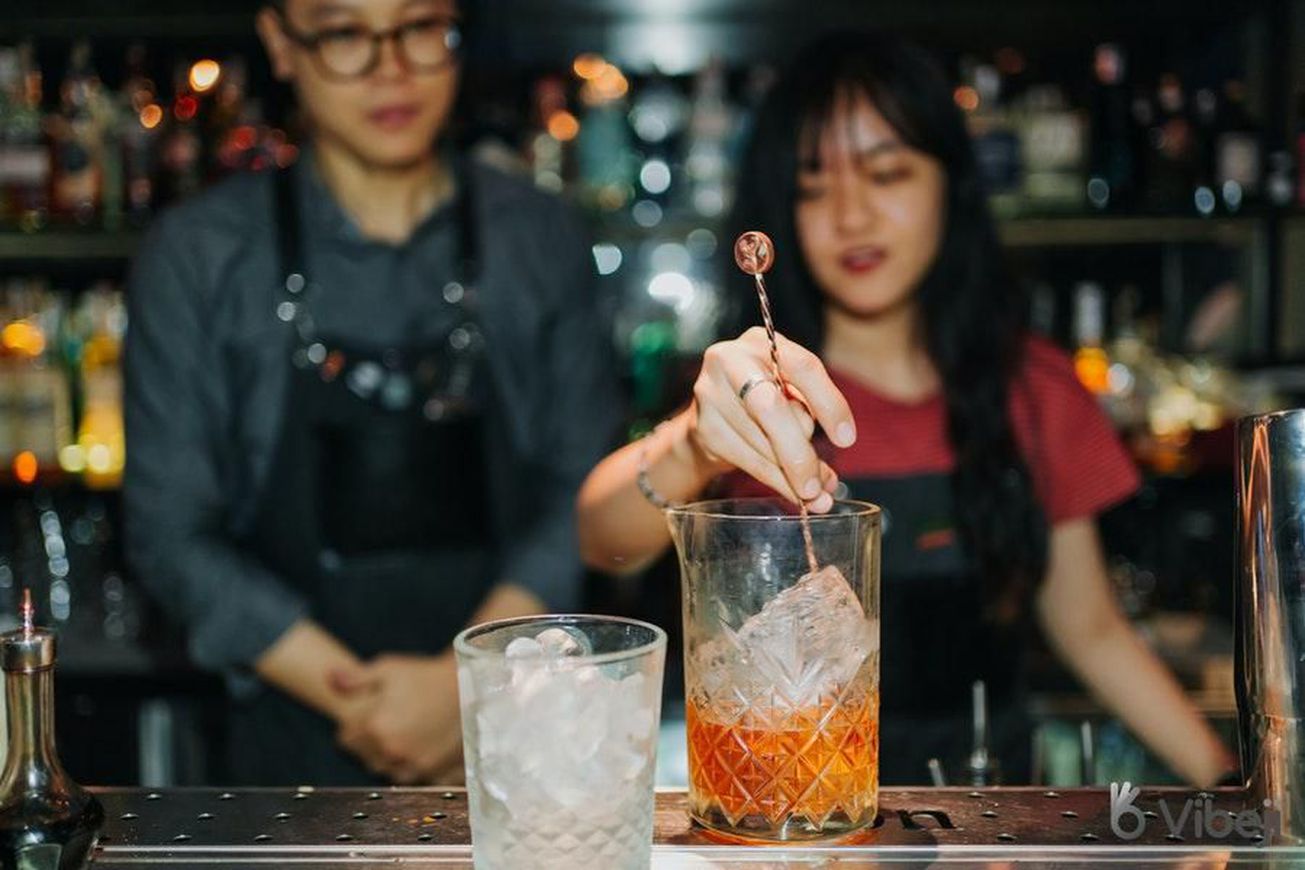 Trải nghiệm học pha chế cocktail đúng điệu 1 gallaries