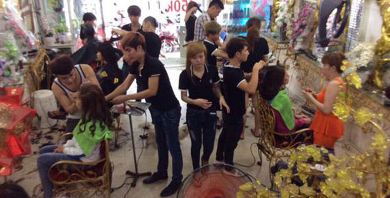 Vũ Ấn Tượng Hair Salon - Lạc Long Quân 1 gallaries